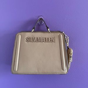 *VIRAL* Steve Madden purse